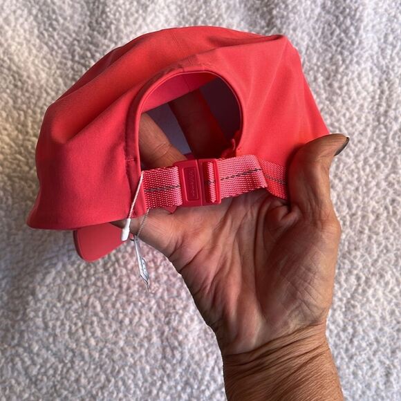 Lululemon Fast and Free Running Hat Size L/XL NWT pink - Picture 3 of 7